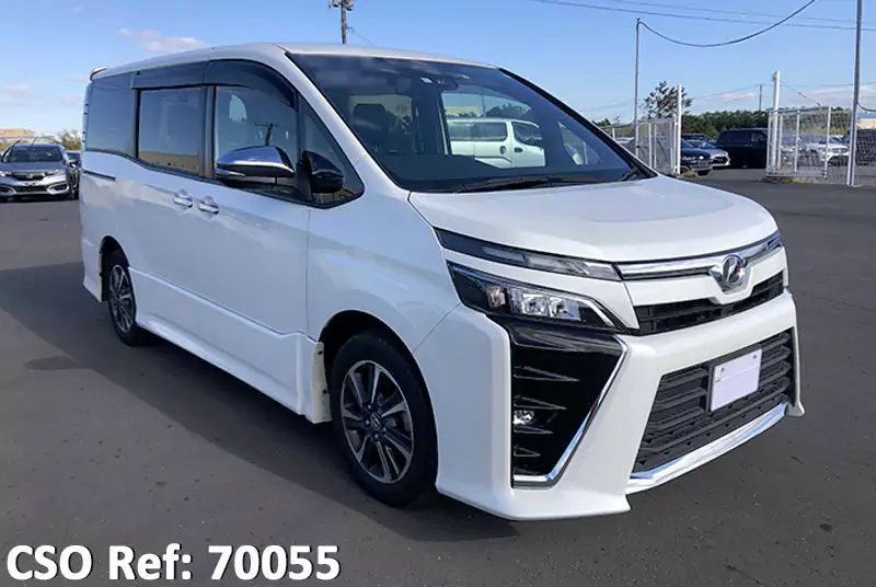 Toyota / Voxy 2018